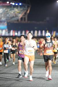 BIB: 150, 204, 22991, 20778
                            <button type="button" onclick="openModal(19604659)" class="btn btn-primary btn-sm float-right btn-popup" data-toggle="modal" data-target=".modal-high-quality">
                        <i class="fas fa-shopping-cart"></i> Add to Cart
                    </button>
                                            <button type="button" onclick="isThisMe(19604659, true)" class="btn btn-success btn-sm float-right btn-popup btn-isme hidden" data-toggle="tooltip" data-placement="bottom" title="นี่คือรูปของคุณใช่ไหม คลิกที่นี่เพื่อเอาเข้าอัลบั้ม">
                        <i class="fas fa-plus"></i> Add to album
                    </button>
                    <button type="button" onclick="isThisMe(19604659, false)" class="btn btn-warning btn-sm float-right btn-popup btn-isnotme hidden">
                        <i class="fas fa-ban"></i> Remove from album
                    </button>